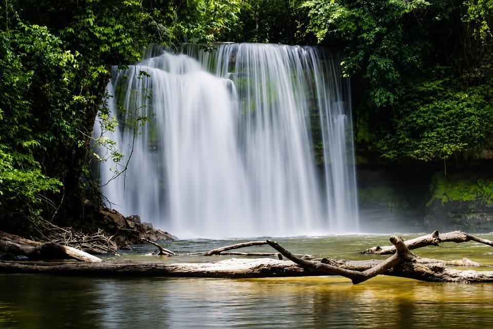 Cachoeira Pedra Furada